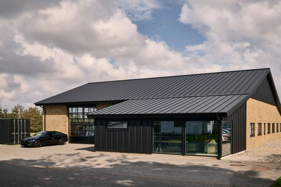 DS Nordic Klikfals kører stilen hjem, Horsevang 4, 9800 Hjørring